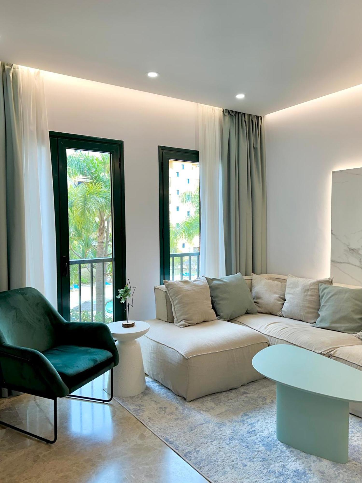 Luxury Blue Coast Seaside Retreat Marbella Leilighet Eksteriør bilde